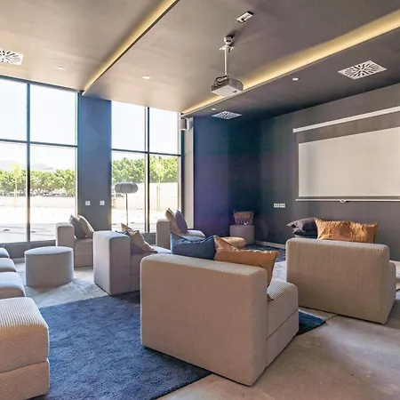 Lejlighed Skyline Rooftop Pool & Coworking By Ele